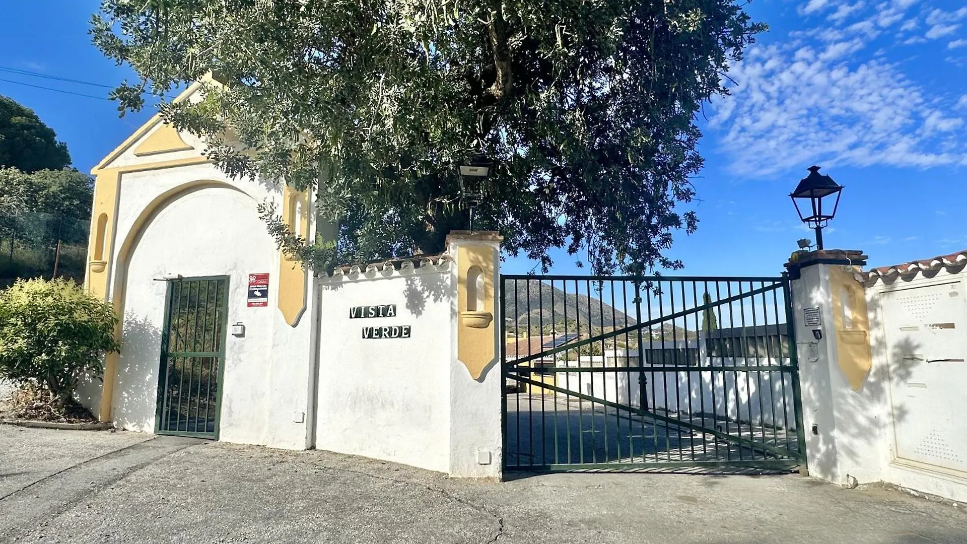 מיחאס Private Villa Vista Verde Seaviews