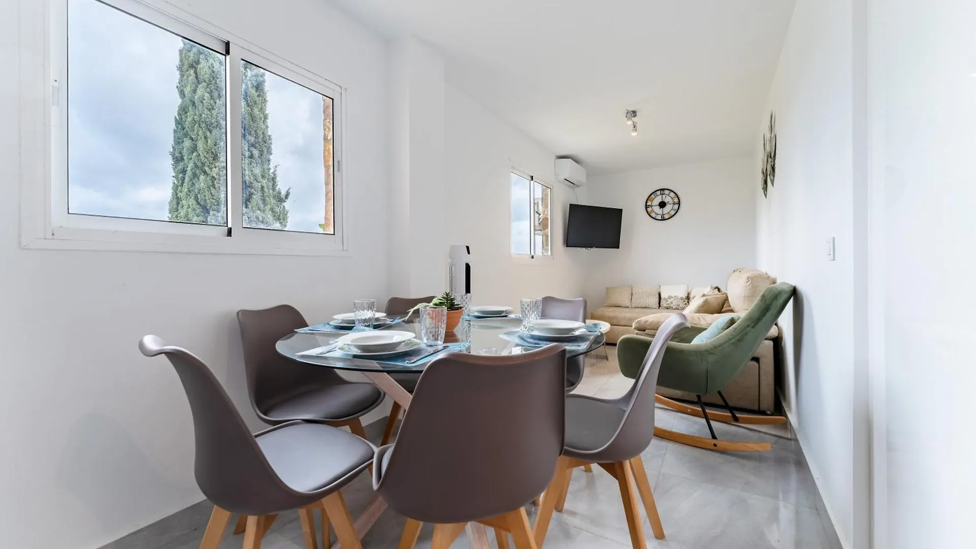 מיחאס Private Villa Vista Verde Seaviews ספרד