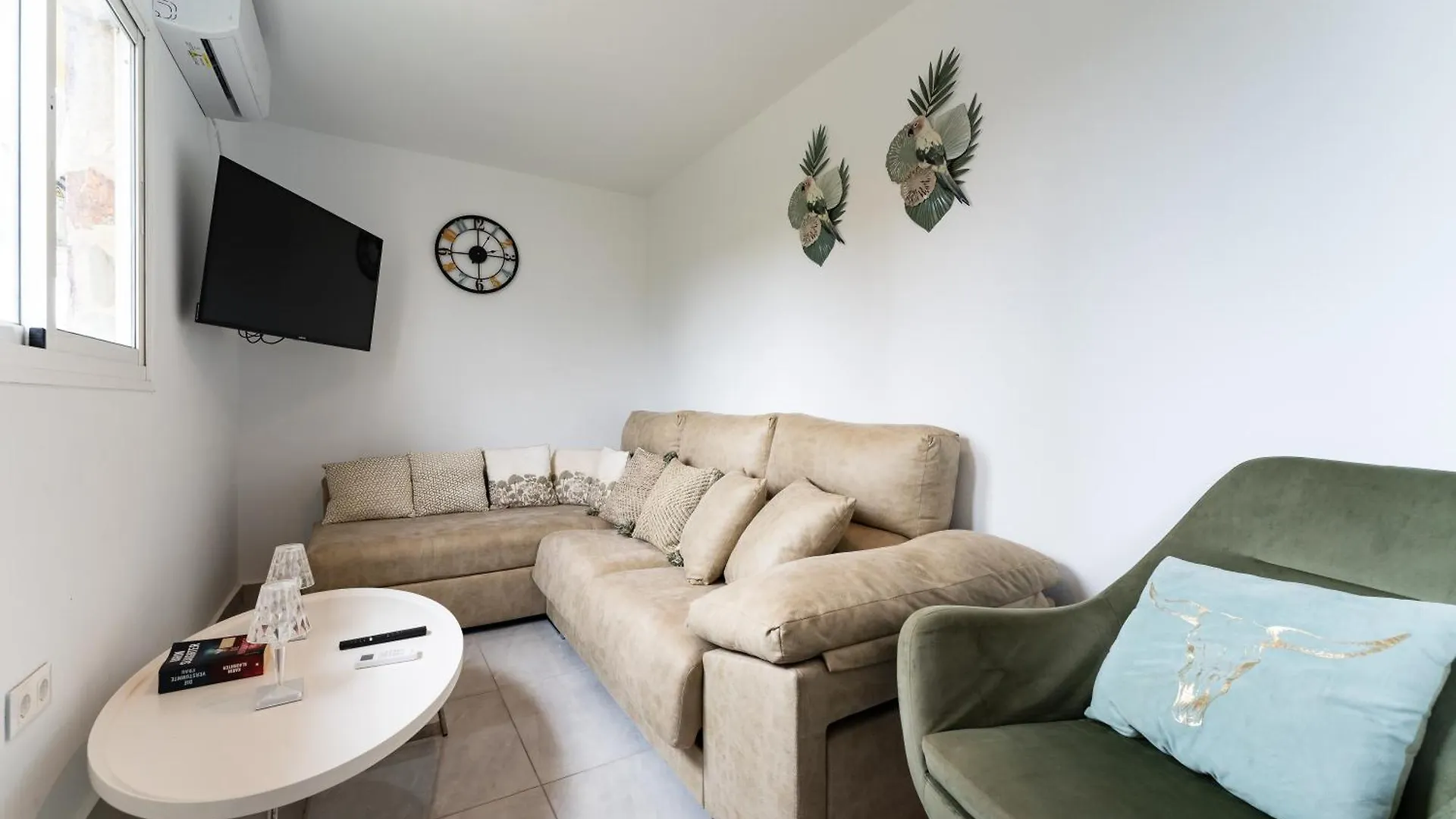 מיחאס Private Villa Vista Verde Seaviews ספרד