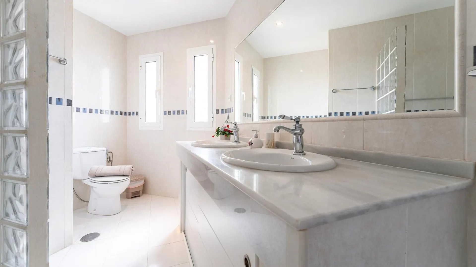 מיחאס Private Villa Vista Verde Seaviews