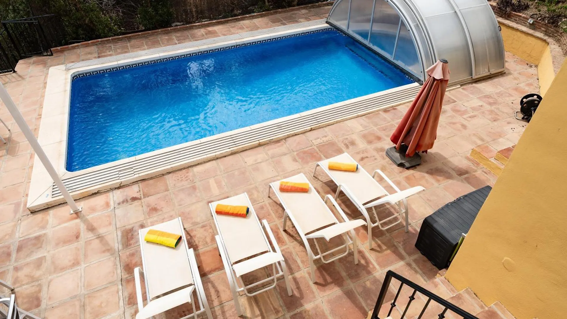 מיחאס Private Villa Vista Verde Seaviews ספרד