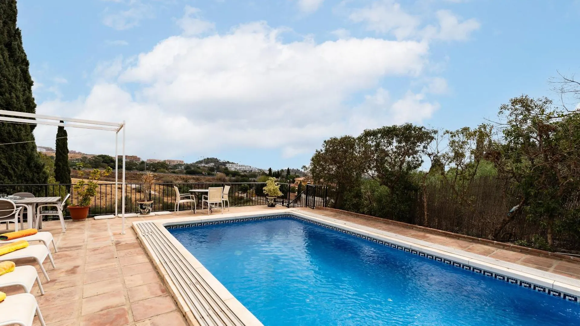 מיחאס Private Villa Vista Verde Seaviews